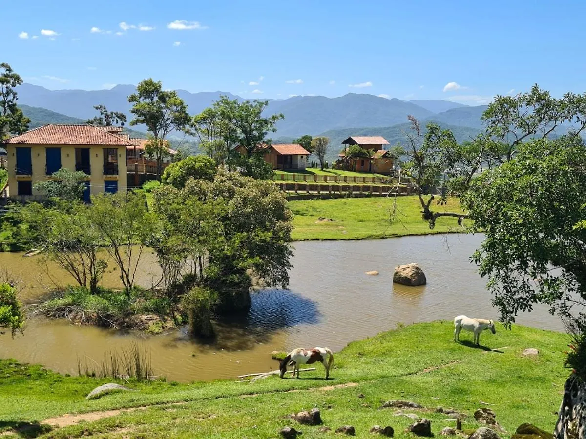 Деревянный коттедж Eco Mirante Hotel Paulo Lopes